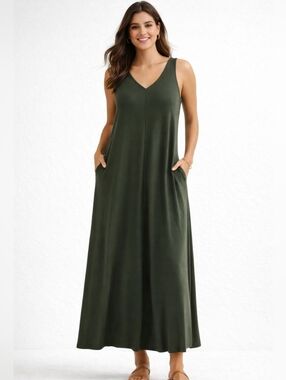 Chicos Olive Green Maxi Dress Womens Size 12 Sleeveless Pockets Casual Stretch